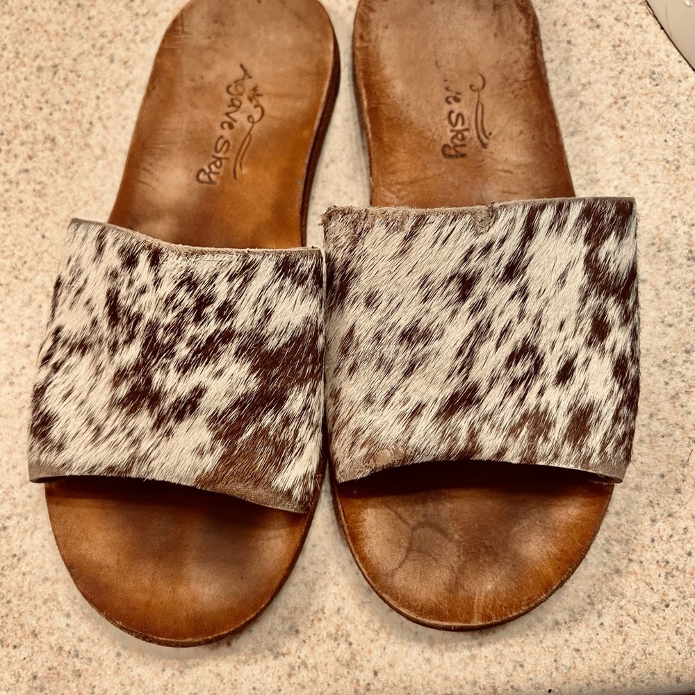Cowhide sandals